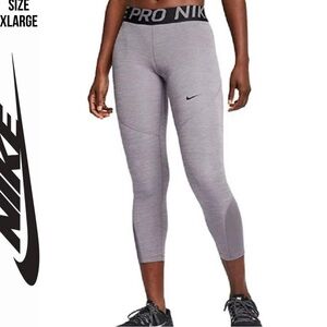 Nike Women's Pro 365 Crop Tight